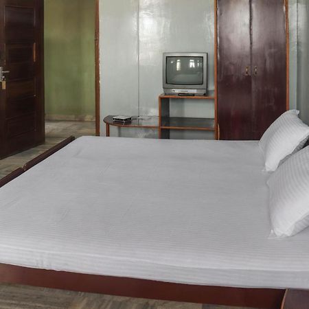Spot On 49477 Hotel Galaxy Dimāpur Exterior foto